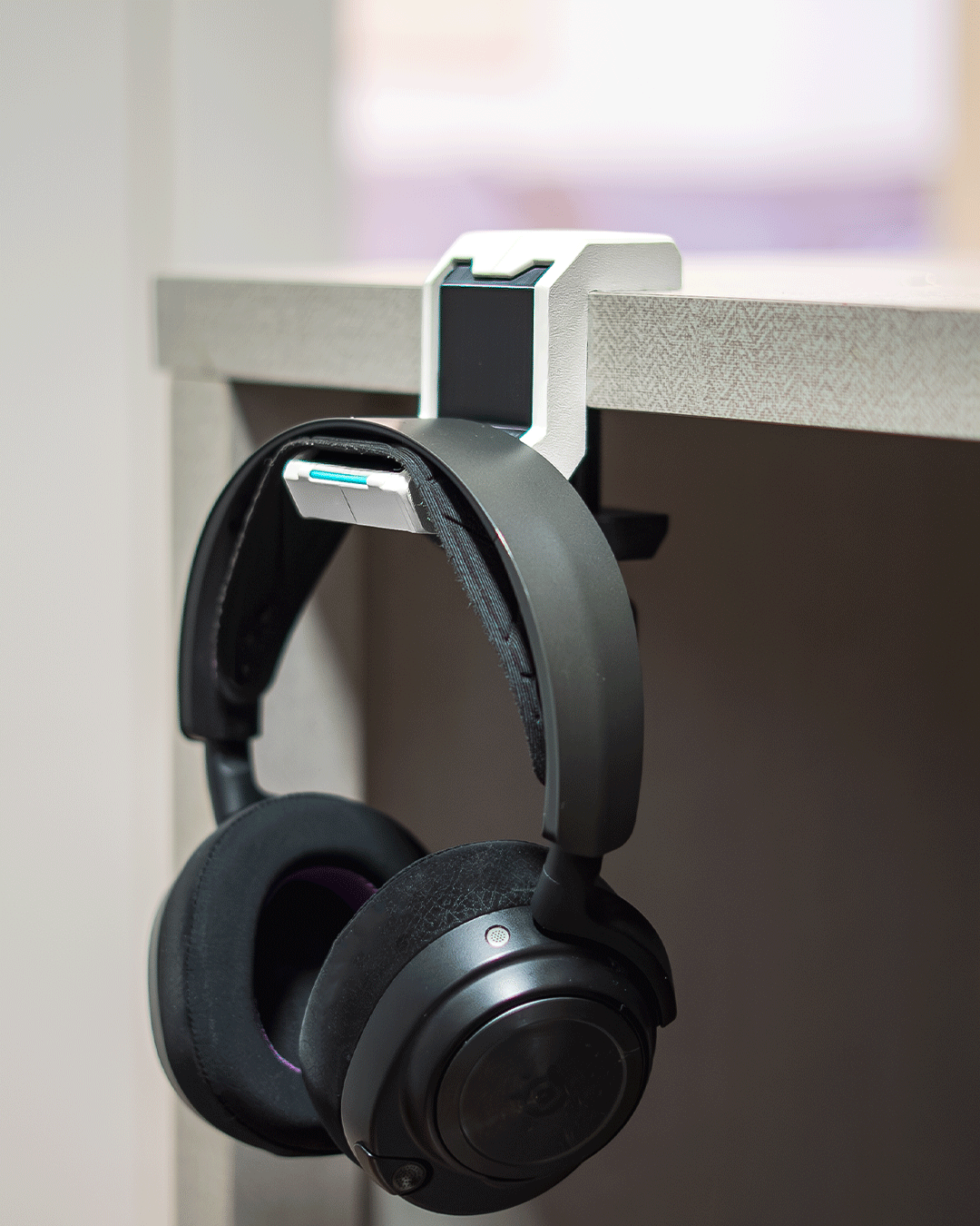 Gaming Headset & Controller Halter